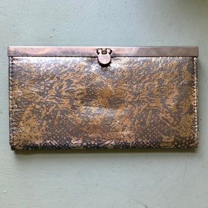 Mirror Mirror Wallet